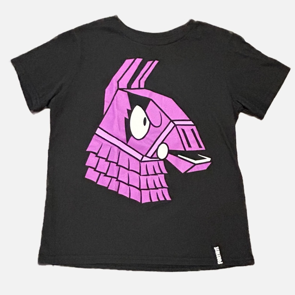 Fortnite graphic tee size Medium